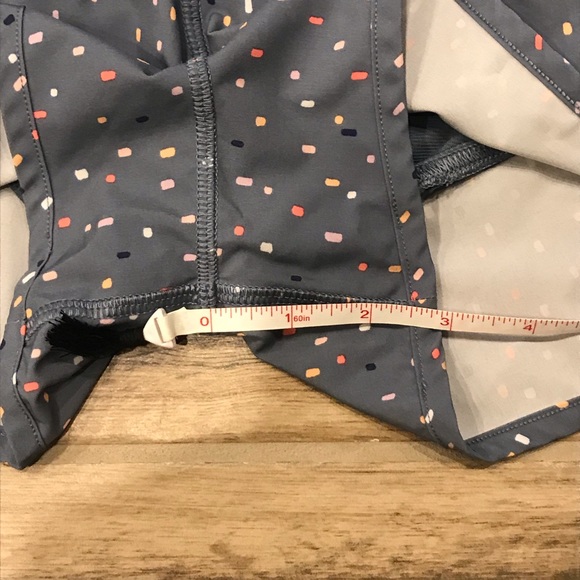 Lululemon Speed Shorts - Confetti Cake Multi, Sz 4 - Picture 5 of 8